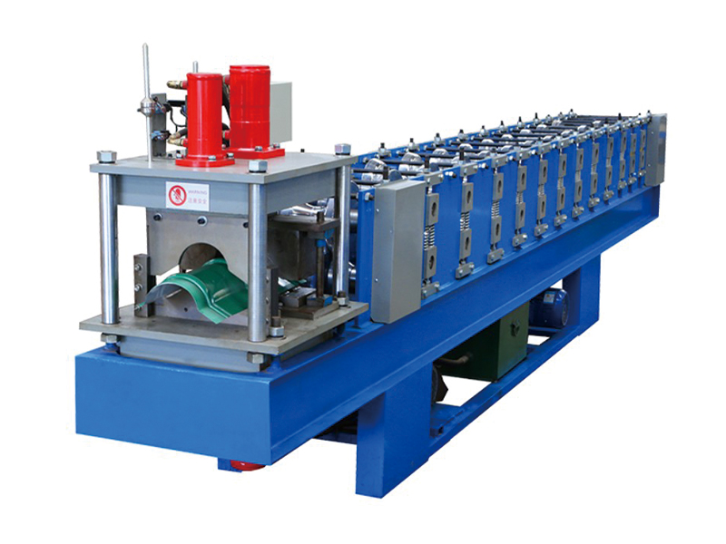 YX112-300 Güçlü Dayanıklılık Çatı Sırtı Kapağı Rulo Şekillendirme Makinesi